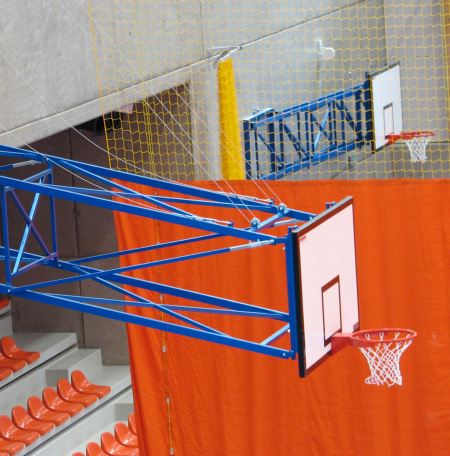 Kosár. dönthető szerkezet elektromos motorral