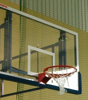 Kosárlabda deszka, akrilüveg 105x180cm, hr.10mm